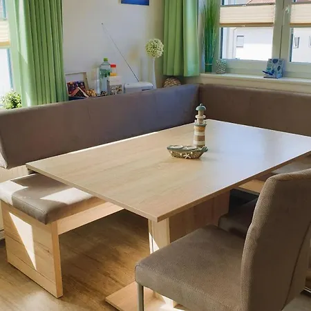 Urlaubsdomizil Insellust-ruegen * 萨斯尼茨