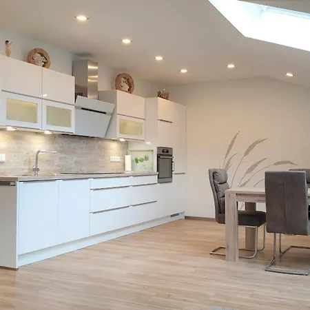 公寓 Urlaubsdomizil Insellust-ruegen 萨斯尼茨